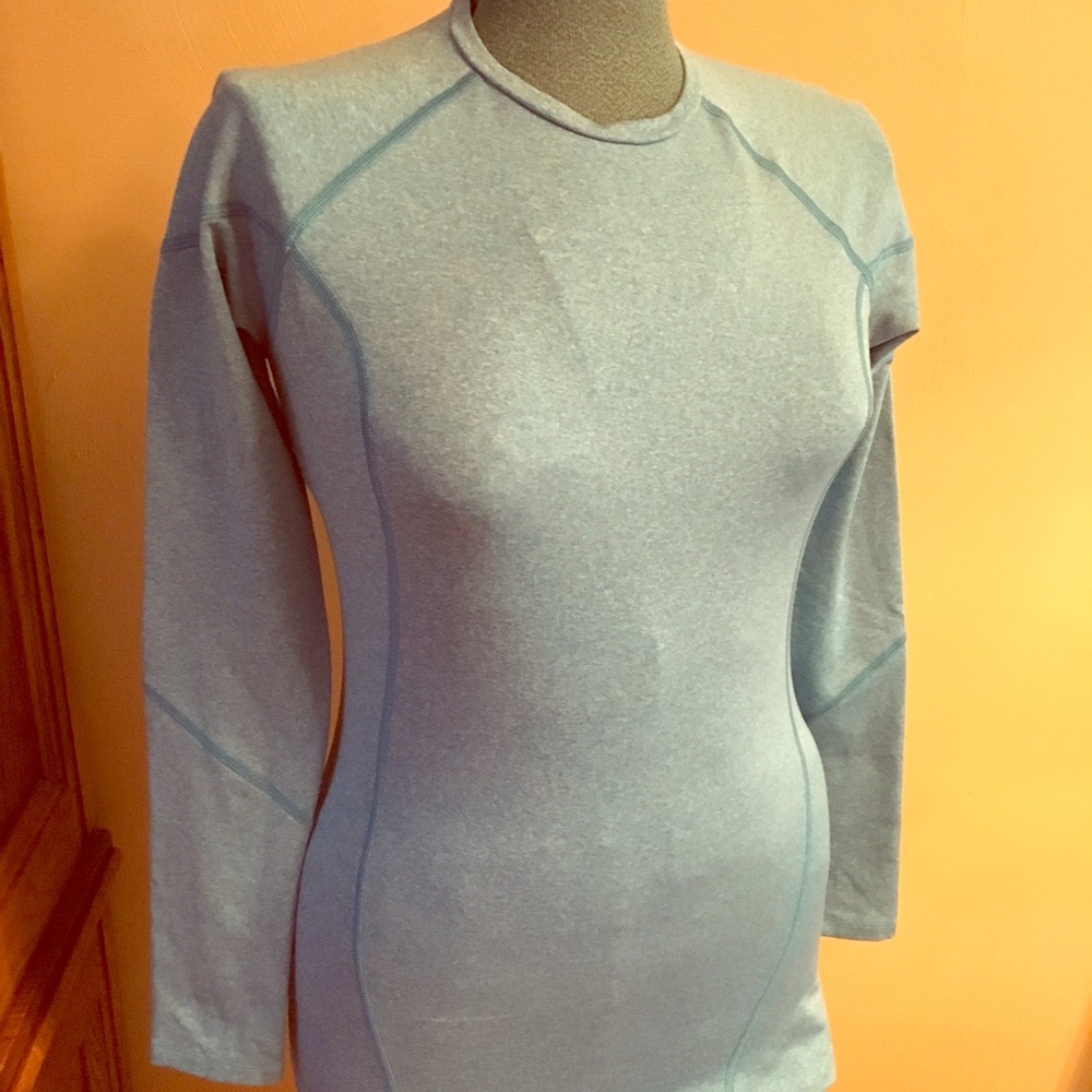 Reebok workout top